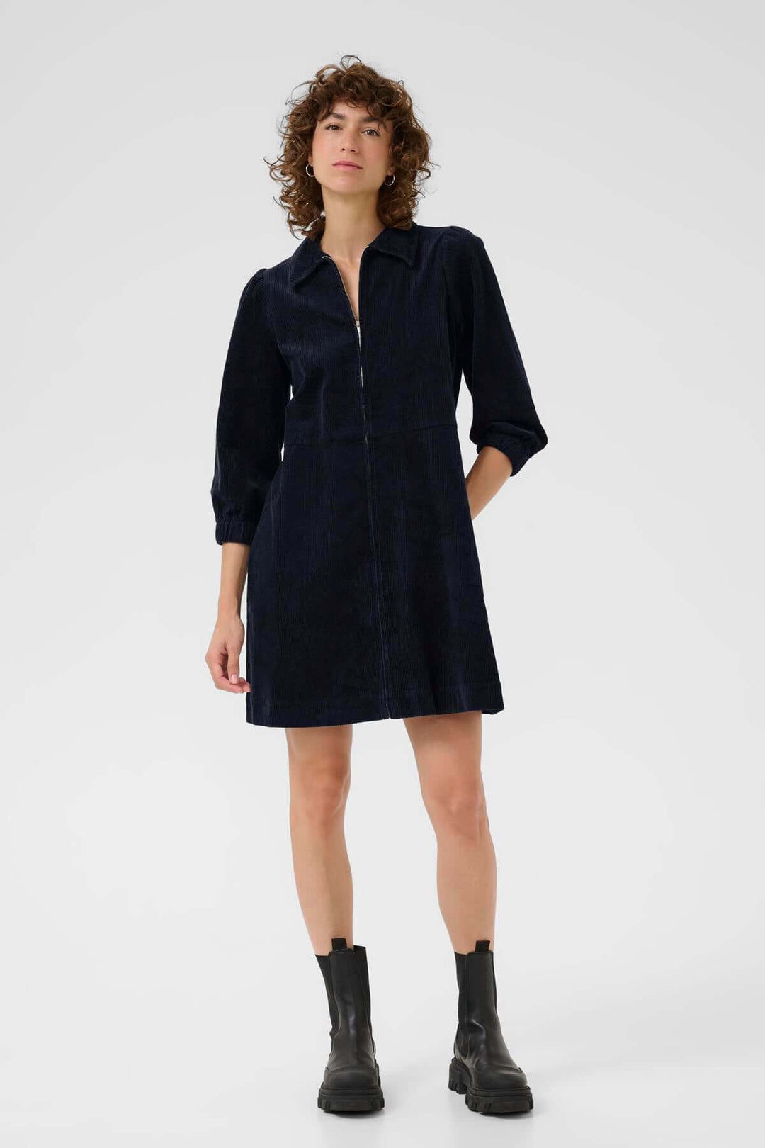 Robe en corduroy Eyvor