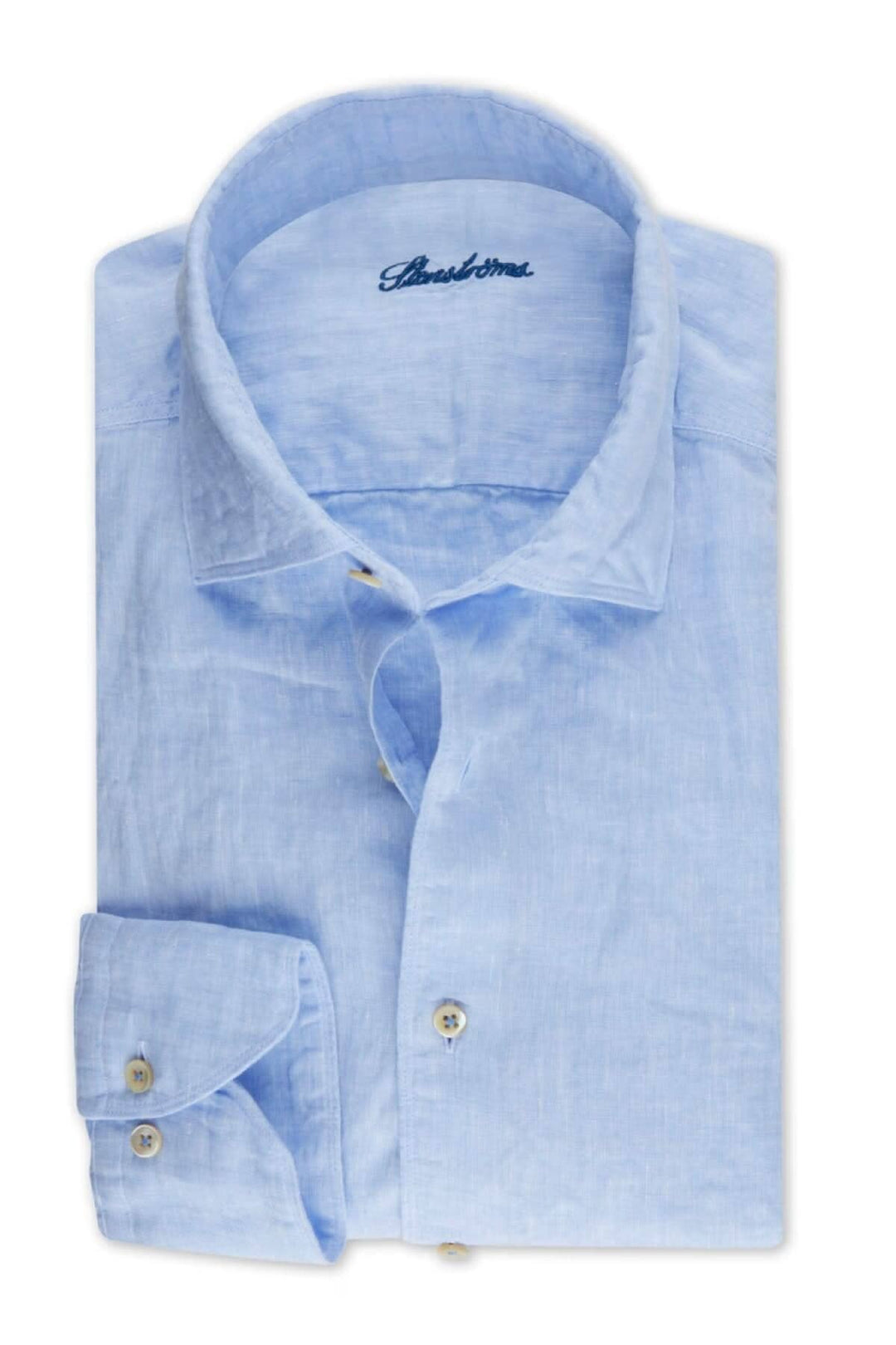 Chemise en lin bleu clair, légère et respirante, col classique pour un style élégant.