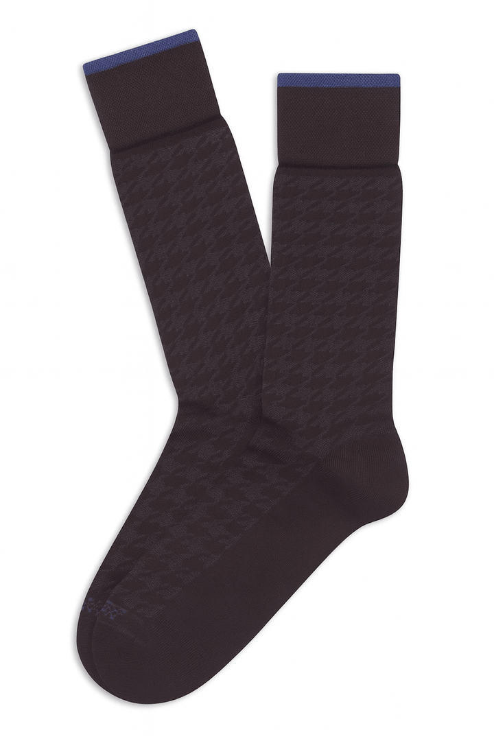 Bas motif pied-de-poule en maille fine extensible, élégants et confortables, parfaits pour tenues habillées et décontractées.