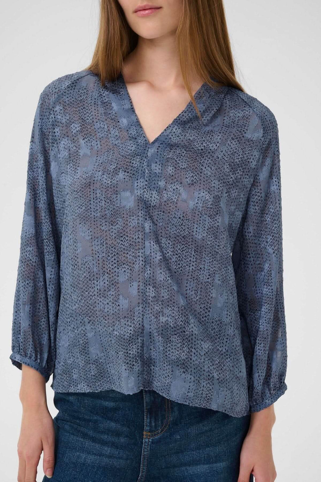 Blouse à col V en tissu léger, manches 3/4, coupe décontractée, look chic pour le bureau ou en sortie.