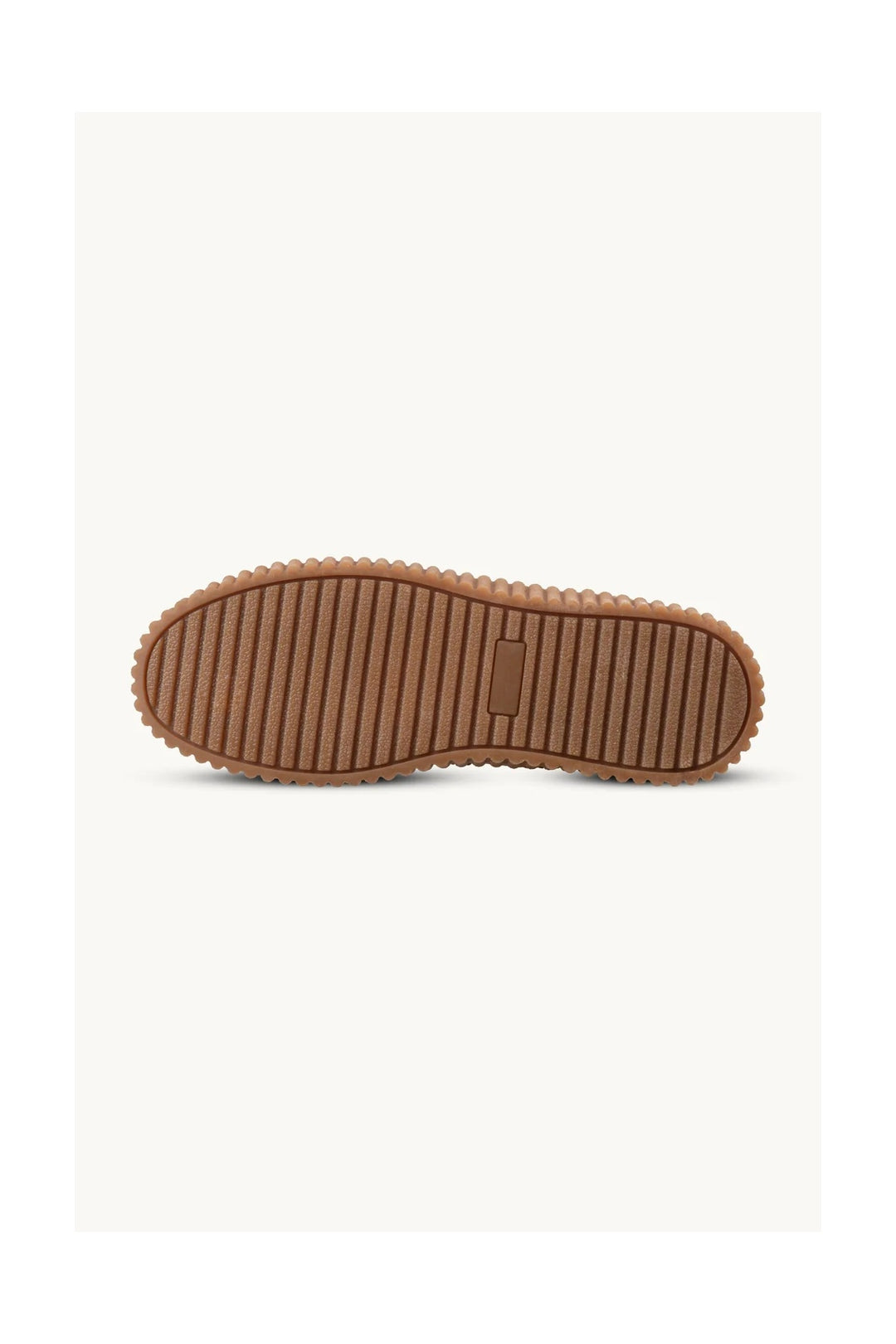 Lined winter boots with platform sole 