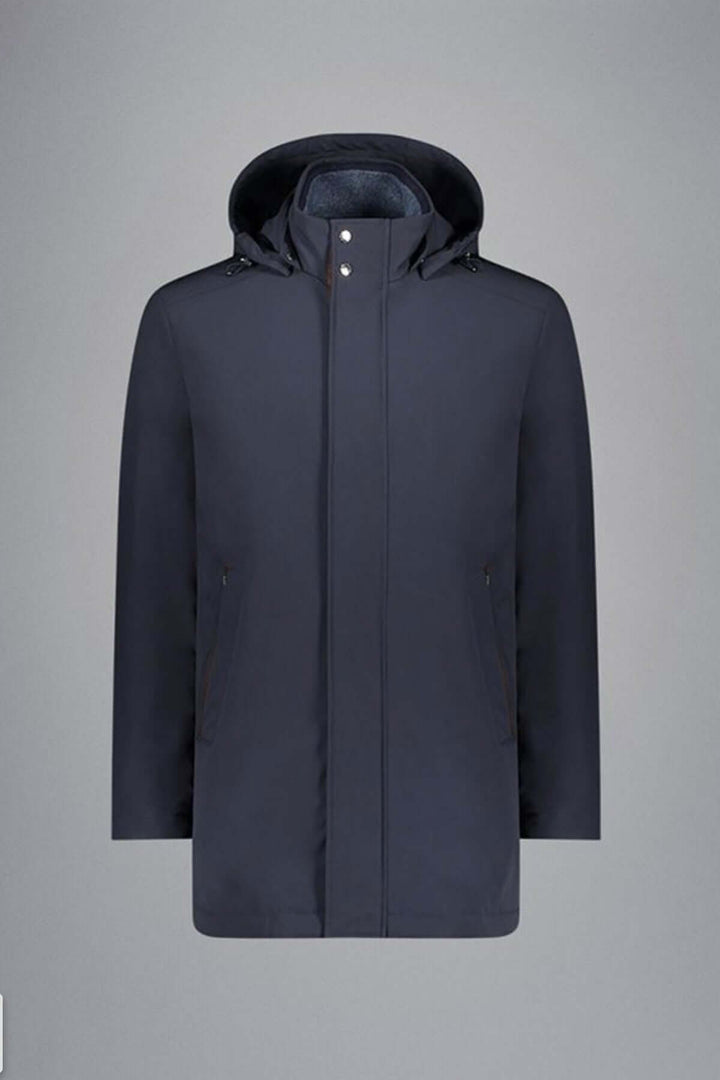 Manteau imperméable Typhoon® RE-4x4 Stretch noir avec capuchon amovible et coupe élégante pour homme.