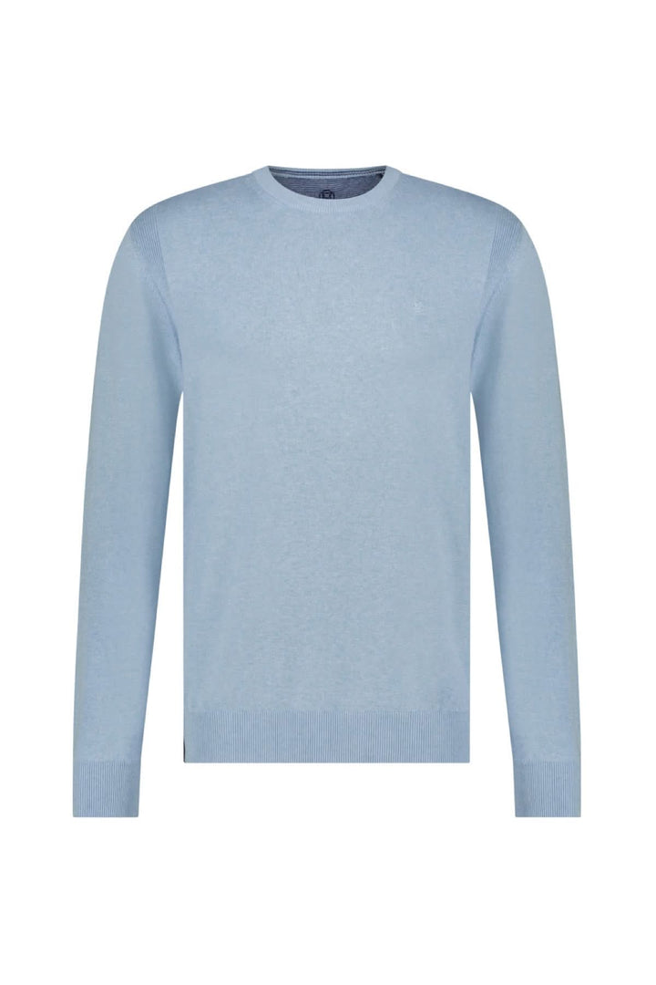 Chandail col ras du cou bleu clair, manches longues, coupe régulière, essentiel pour un look décontracté.