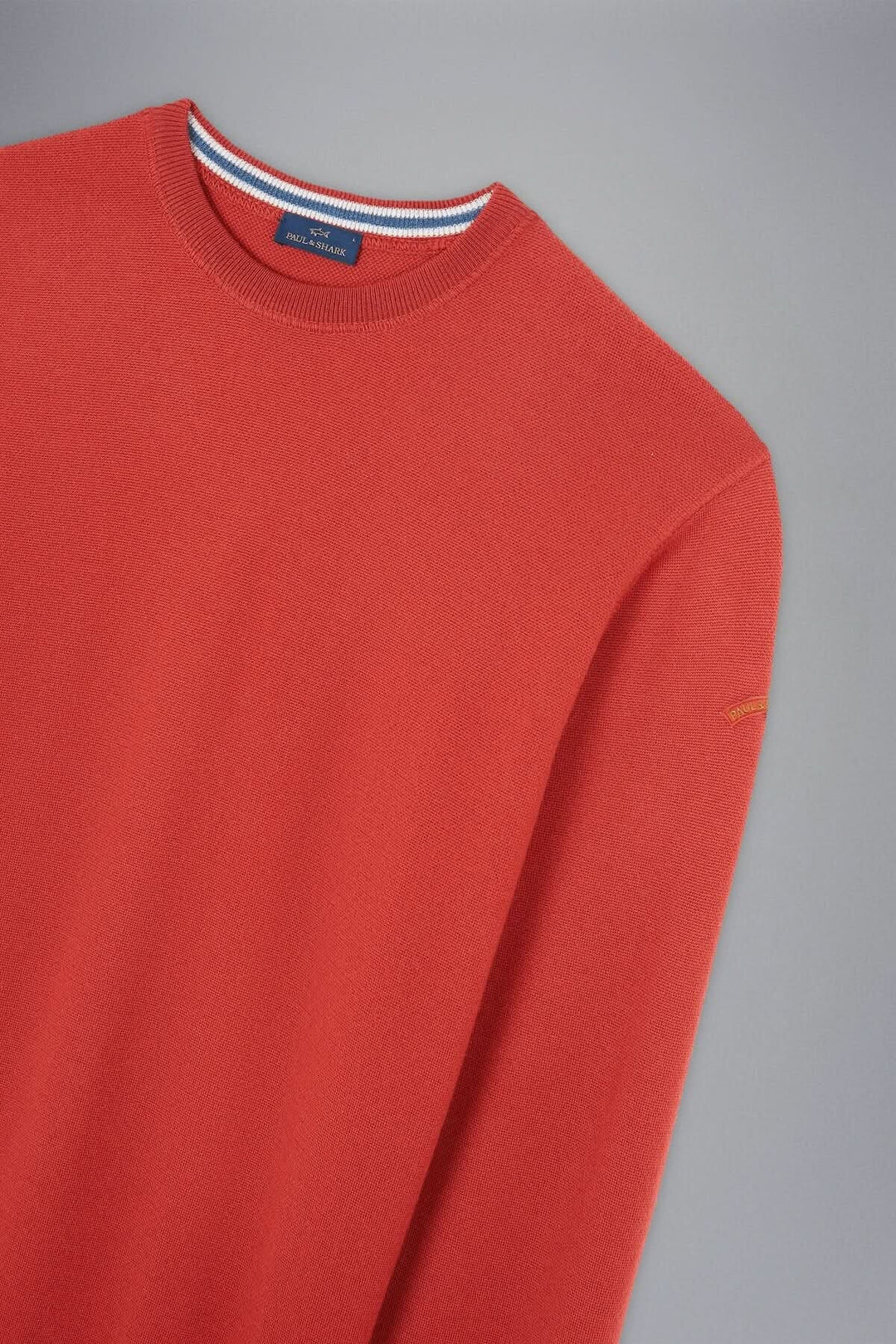 Chandail en laine orange vif de Paul &amp; Shark, avec un design classique et détails raffinés.