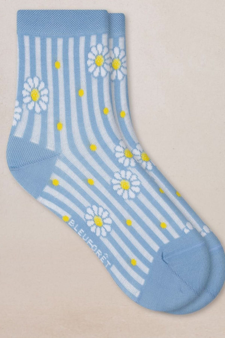 Chaussettes courtes à rayures bleues avec imprimé de marguerites et pois jaunes, en coton mercerisé.