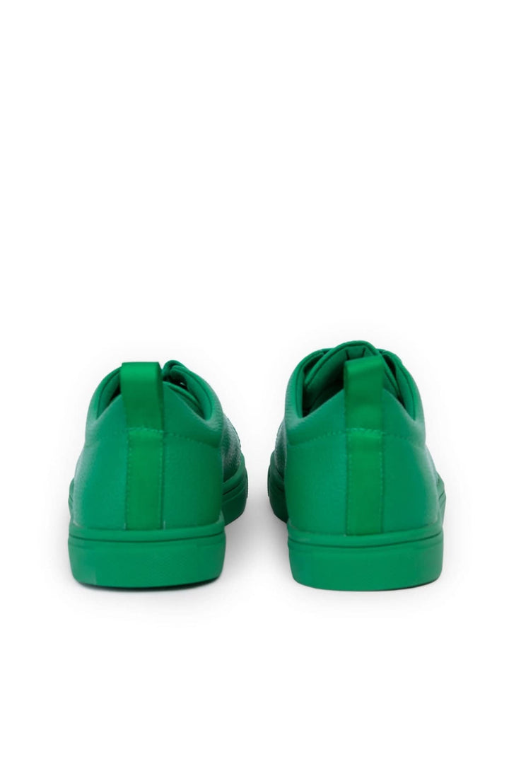 Chaussures simples à lacets pour femme, vue arrière, en vert monochrome, design moderne et écoresponsable.