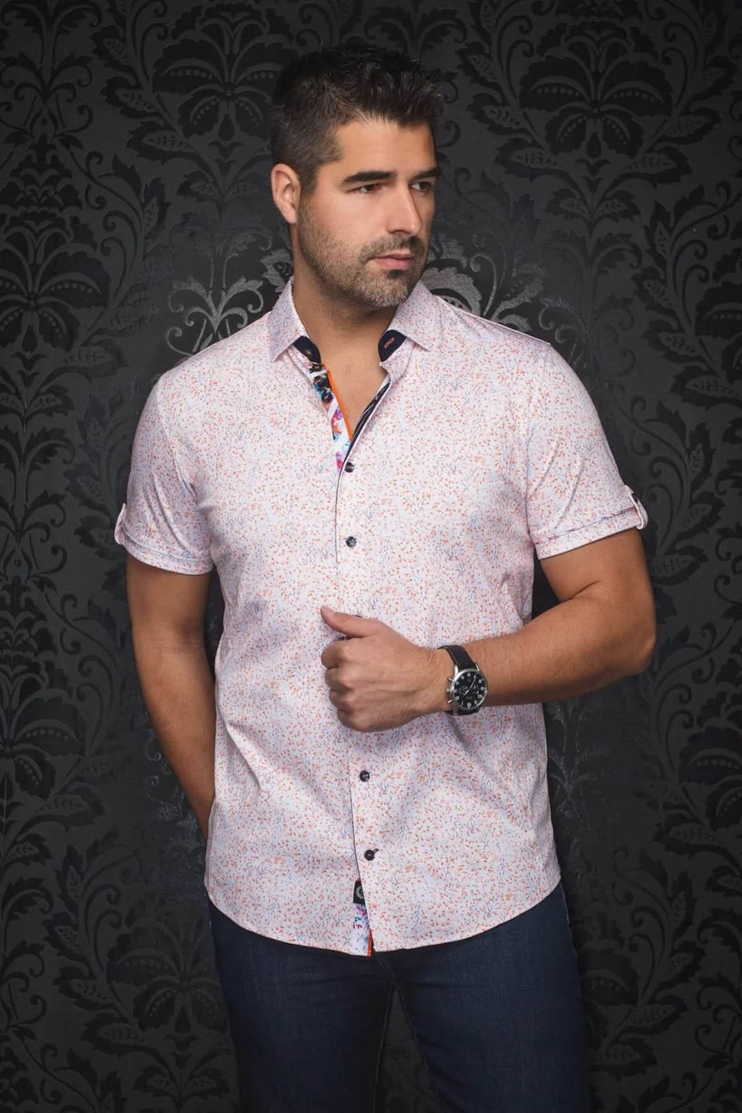 Chemise Lando à manches courtes avec motif éclaté en tissu extensible, look élégant et décontracté.