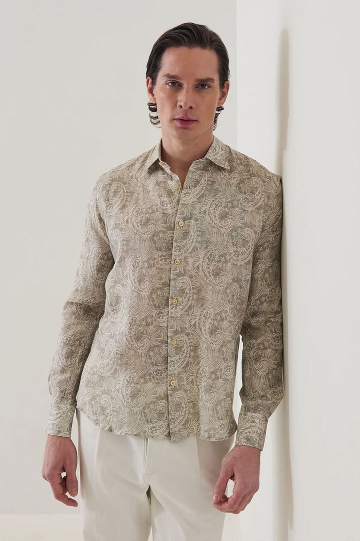 Chemise en lin à motif paisley