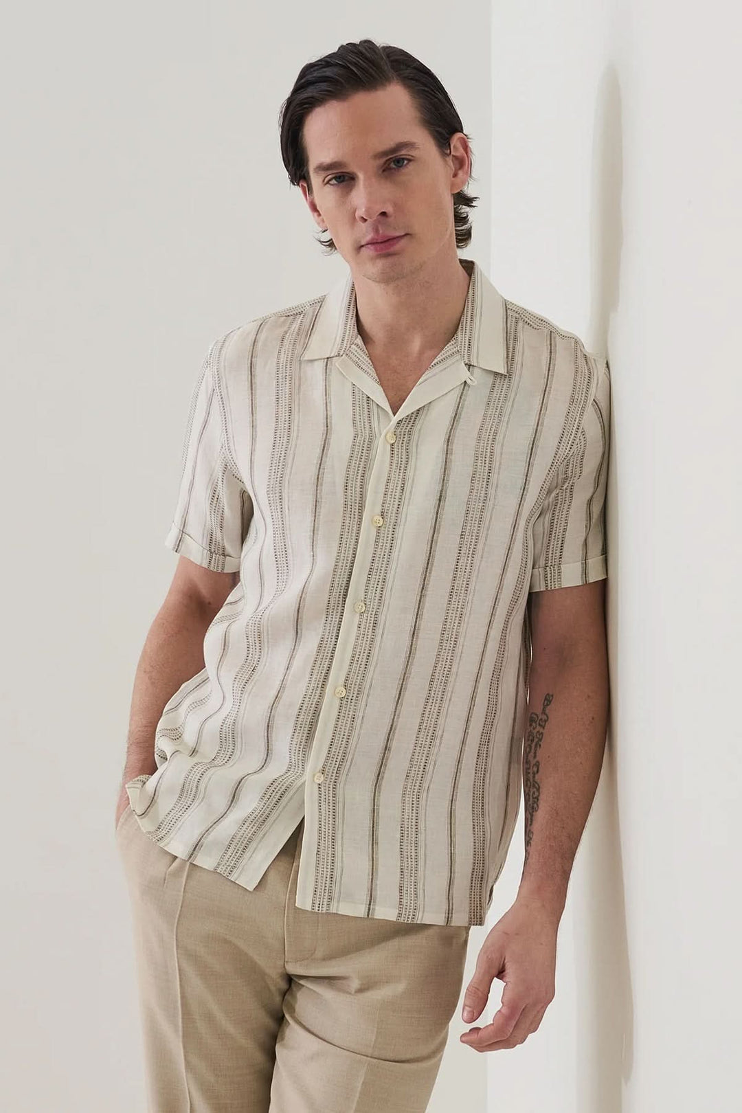 Chemise en lin à rayures dobby col camp