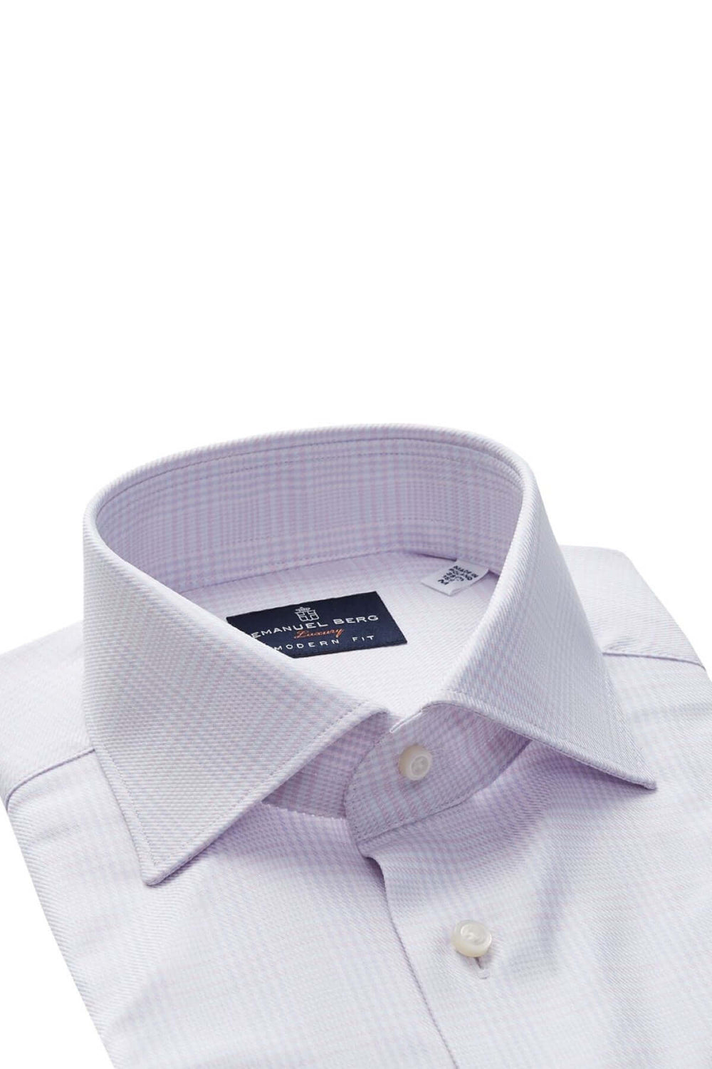 Chemise raffinée à micro-carreaux, col structuré, tissu haut de gamme, idéale pour le travail et occasions élégantes.