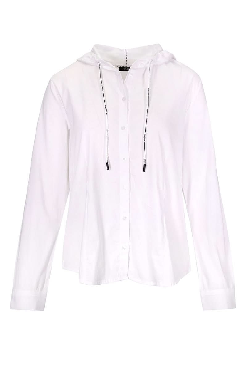 Chemise sportive blanche avec capuchon intégré et cordons contrastants, coupe légèrement ajustée pour un look moderne et dynamique.