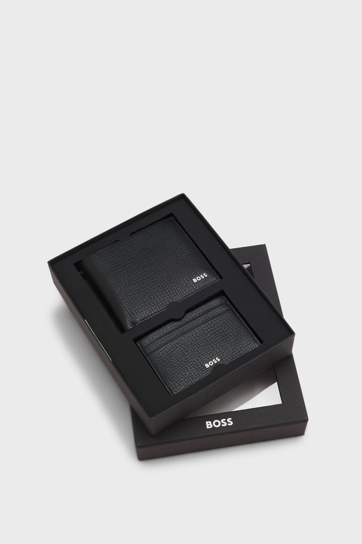 Coffret cadeau porte-cartes et portefeuille en cuir grainé de qualité, élégant et moderne, idéal pour homme distingué.