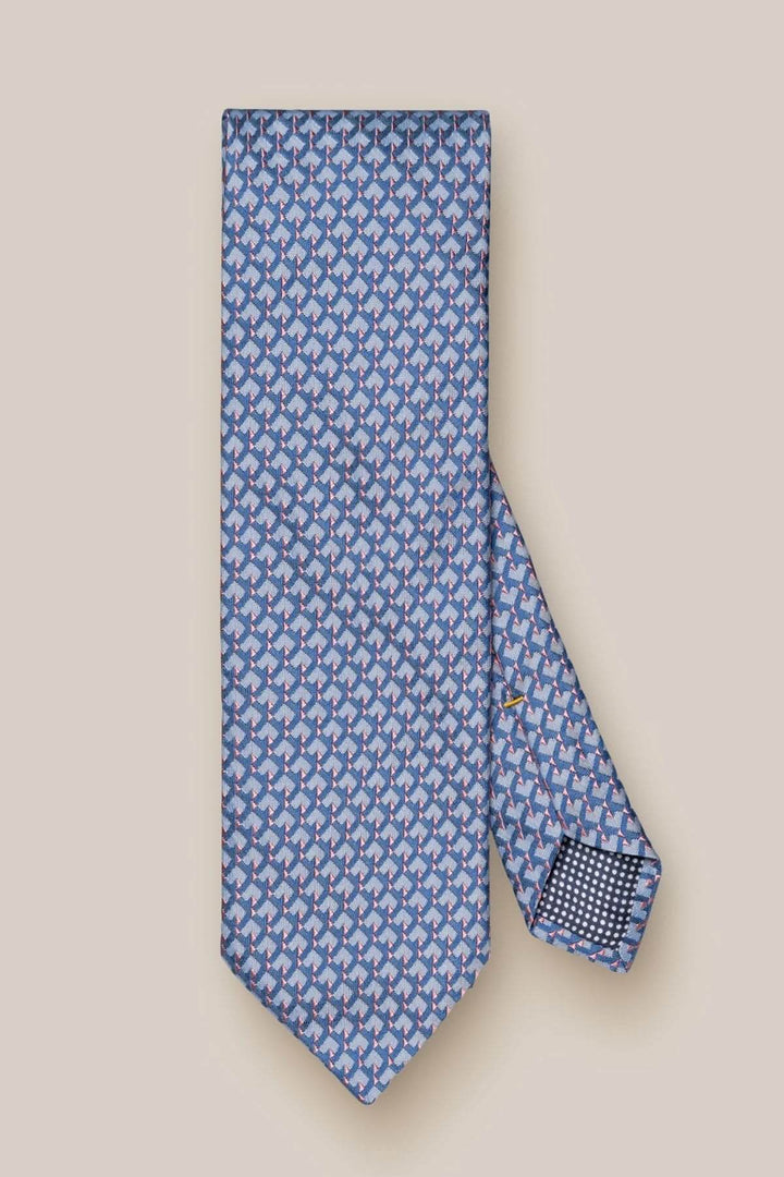 Cravate en soie à motif géométrique bleu, gris et rose, design moderne et élégant, idéale pour les tenues professionnelles.