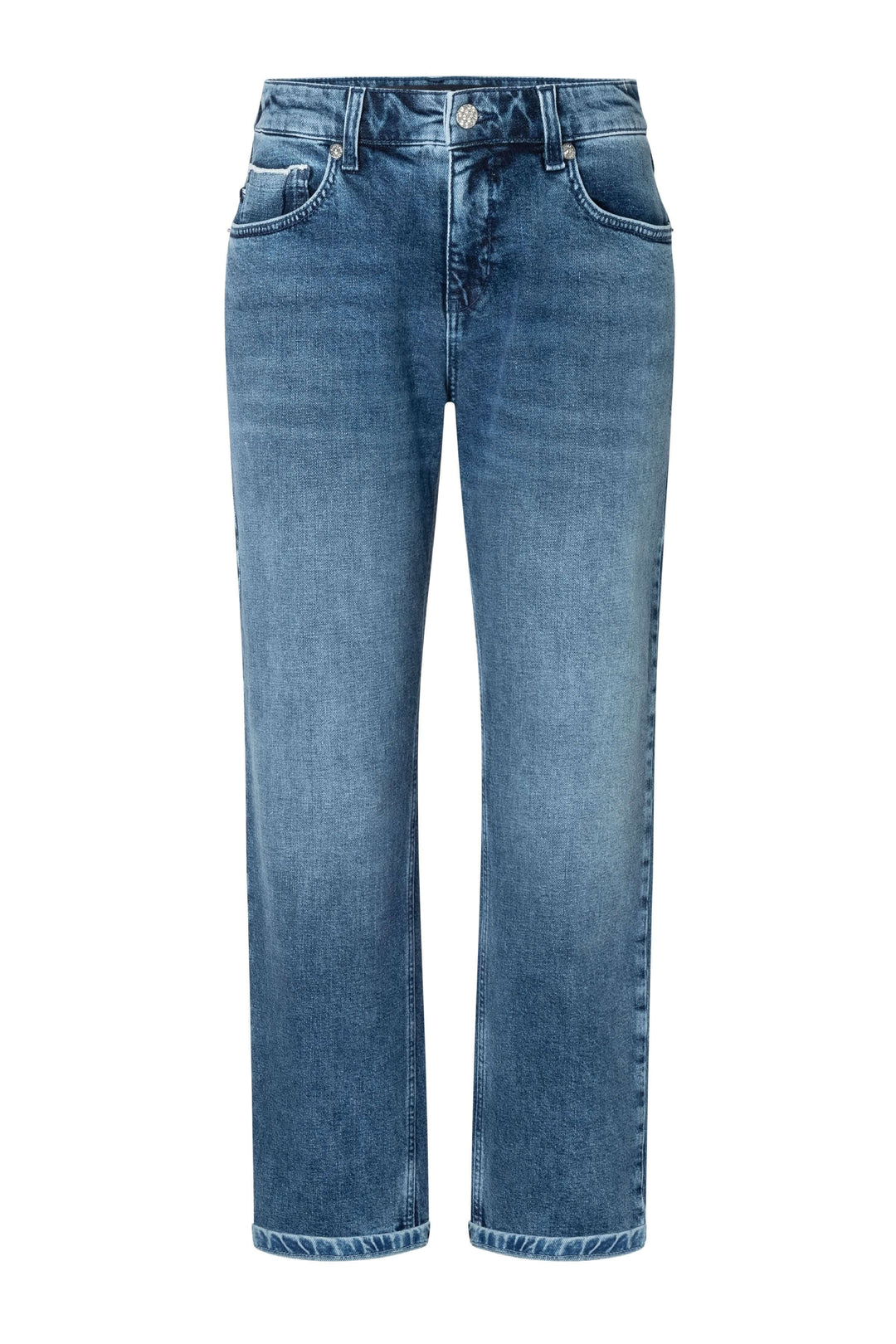Jean droit en denim bleu avec une coupe intemporelle et délavage subtil, parfait pour tous les styles.