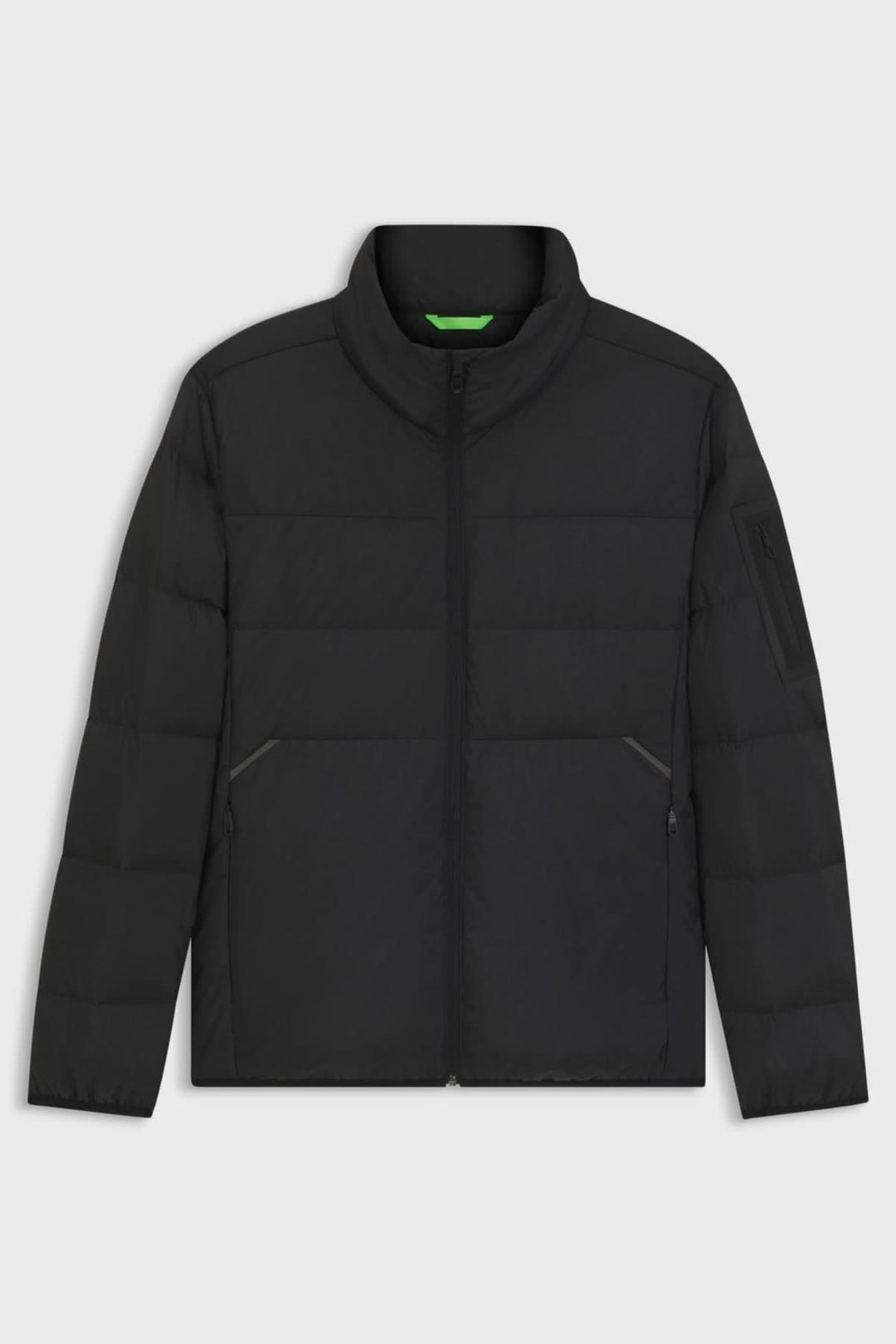 Manteau matelassé déperlant en duvet avec poche sur la manche, BOSS, chaleur et légèreté, tissu réfléchissant, coupe droite, couleur noire.