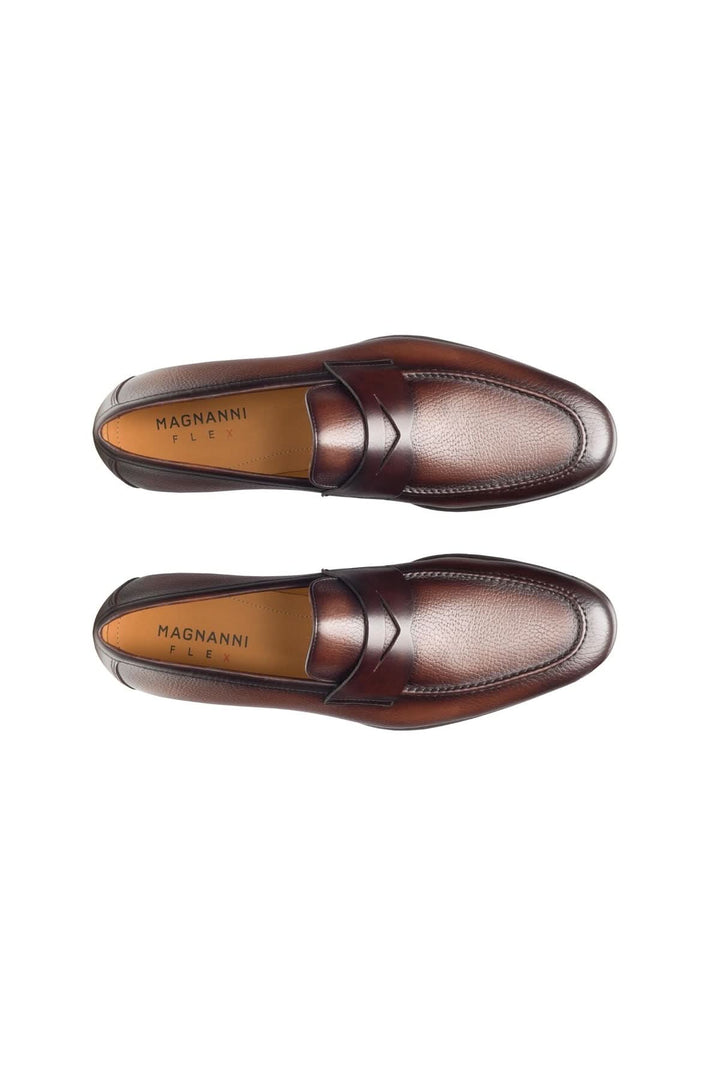 Mocassin Diezma ll en cuir élégant et confortable, vue du dessus, issu de la collection Línea Flex pour une flexibilité améliorée.