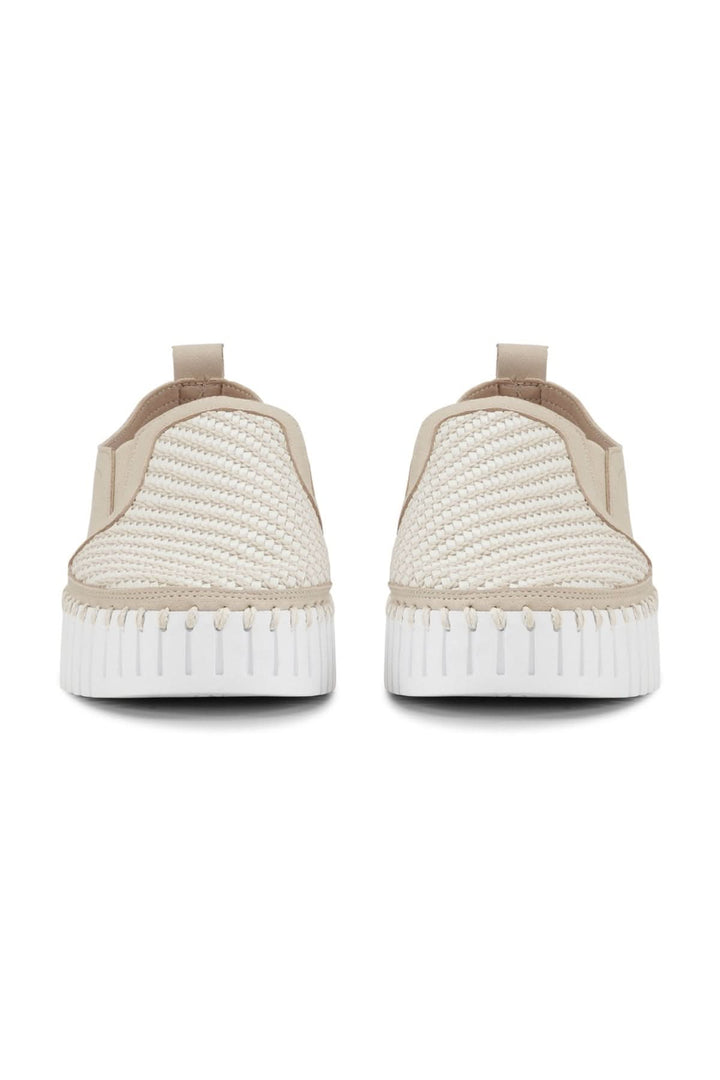 Détails arrière des Mocassins Tulip 3876, conçus avec un design ajouré et une semelle souple pour confort élégant.