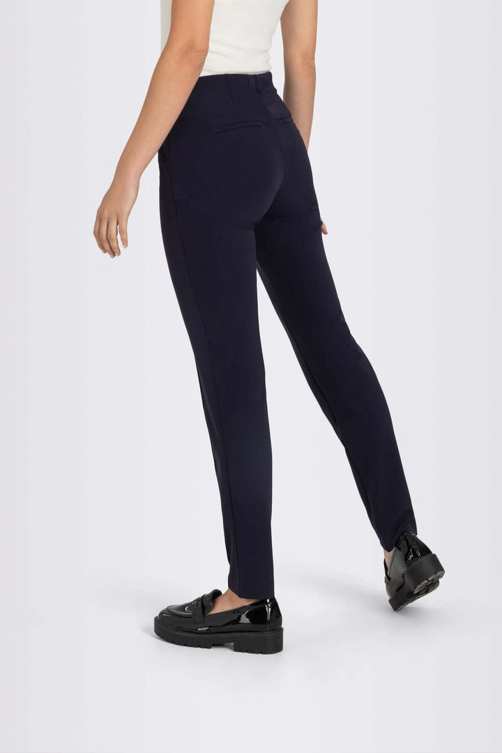 Pantalon Anna Zip New, coupe ajustée, jambe fine, style élégant, idéal pour le bureau ou sorties décontractées.