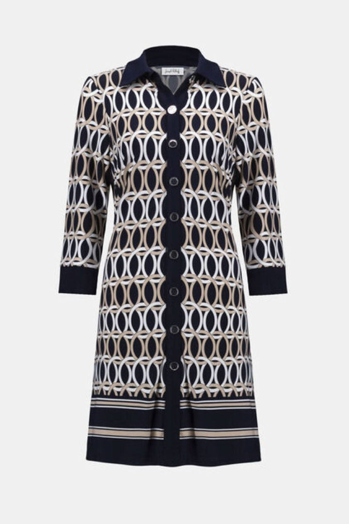 Robe chemisier imprimée graphique avec motif structuré et silhouette élégante, parfaite pour le quotidien et les occasions spéciales.