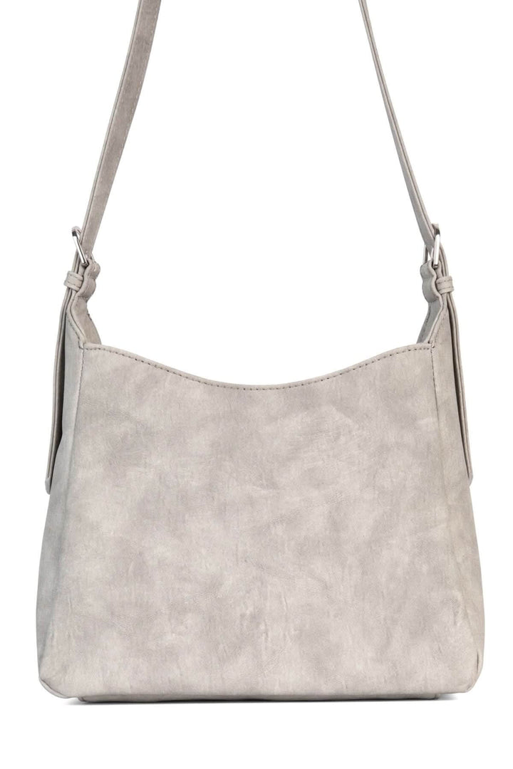 Sac à mains pratique en simili cuir gris avec bretelle ajustable et finition douce.