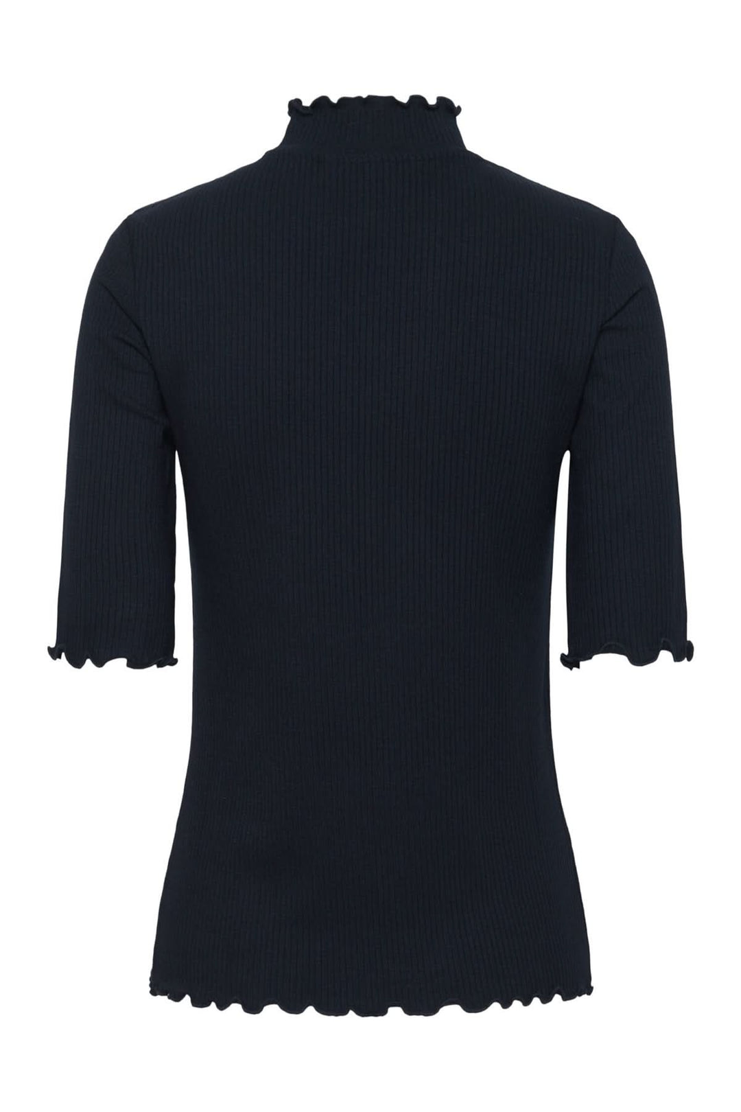 T-shirt Ribba en maille côtelée noire avec col montant festonné, manches mi-longues, coupe ajustée féminine élégante.