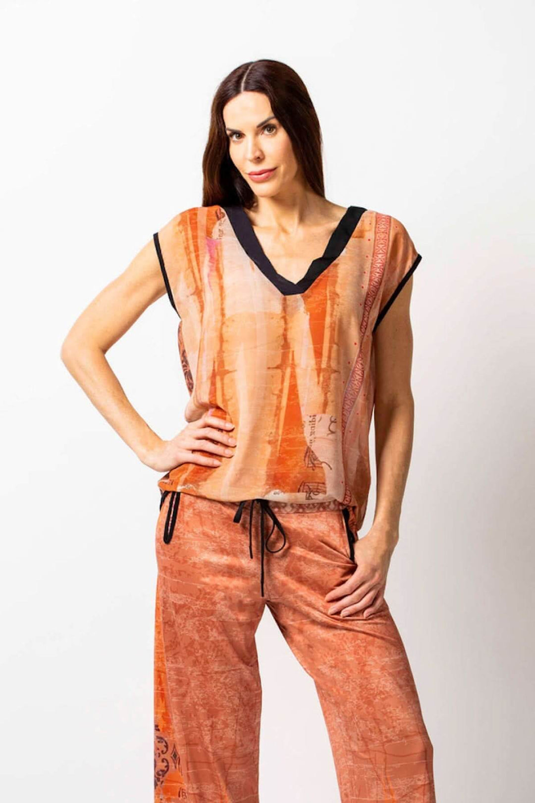 Top imprimé à manches courtes en chiffon léger, porté des deux côtés, style chic et décontracté