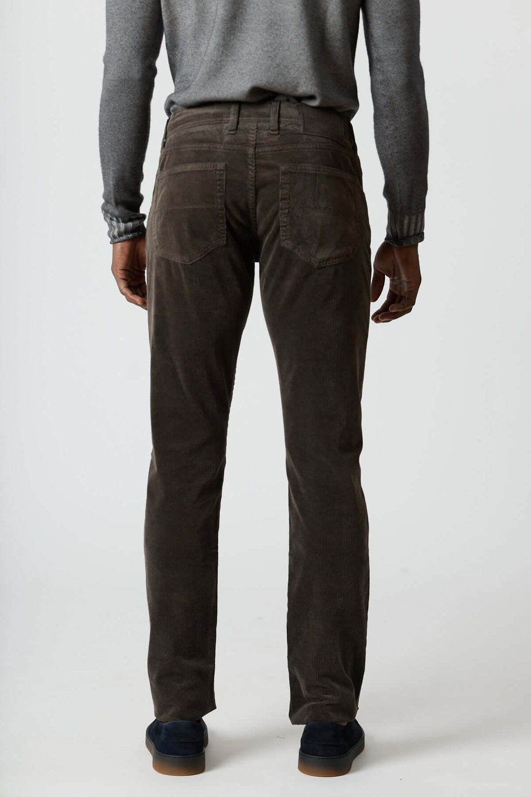 Pantalon en velours côtelé cinq poches Michelangelo marron, coupe regular slim de dos