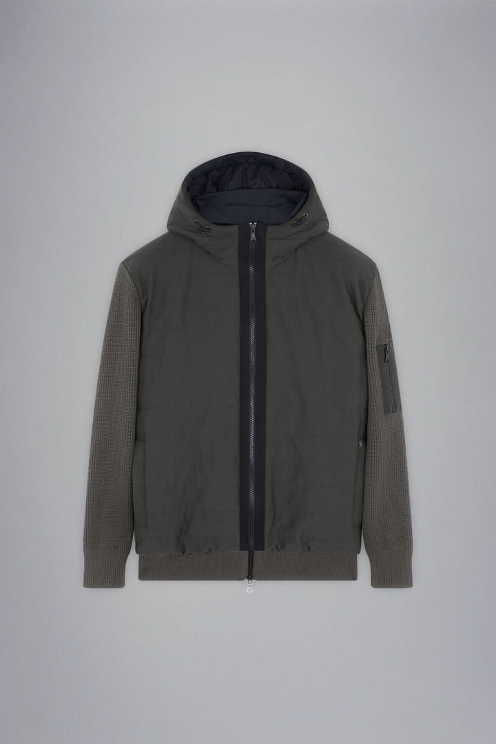 Veste imperméable à capuchon hybride Paul & Shark, matelassée à l'avant, manches en tricot, moderne et confortable.