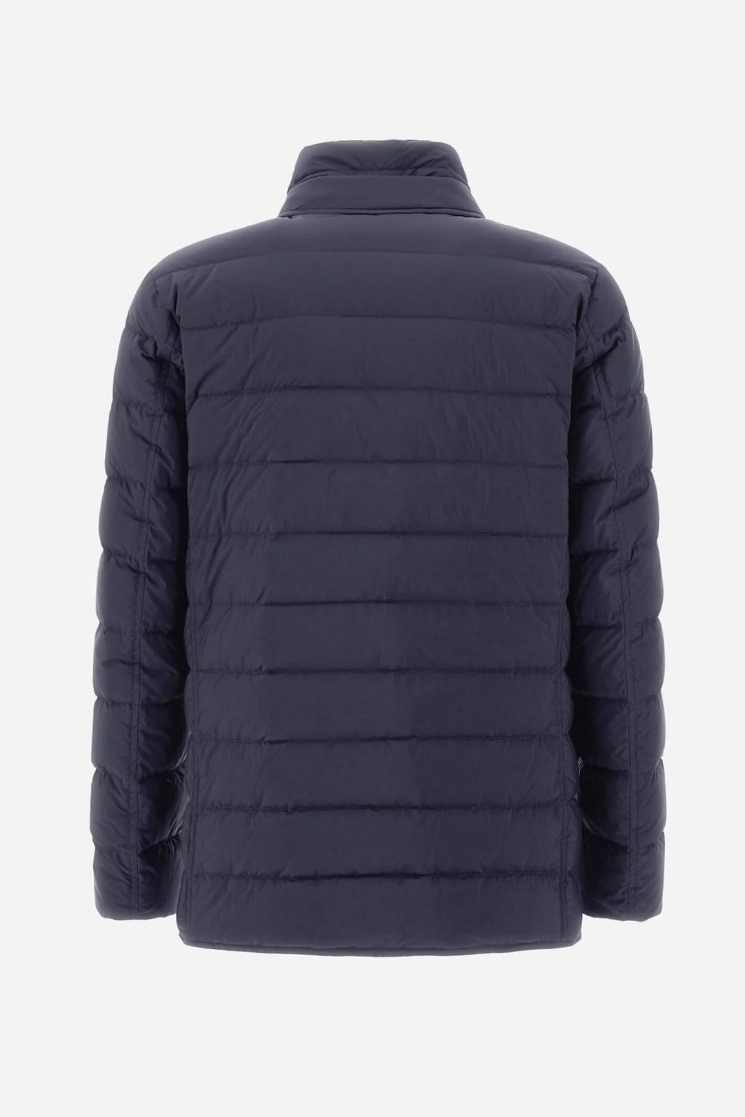 Veste matelassée chaude, avec finition soignée, coupe classique et construction ajustable, vue arrière.