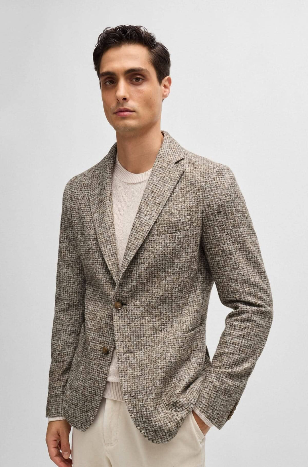 Veston texturé BOSS avec encolure amovible, coupe cintrée, boutons biseautés, en mélange de coton et laine.