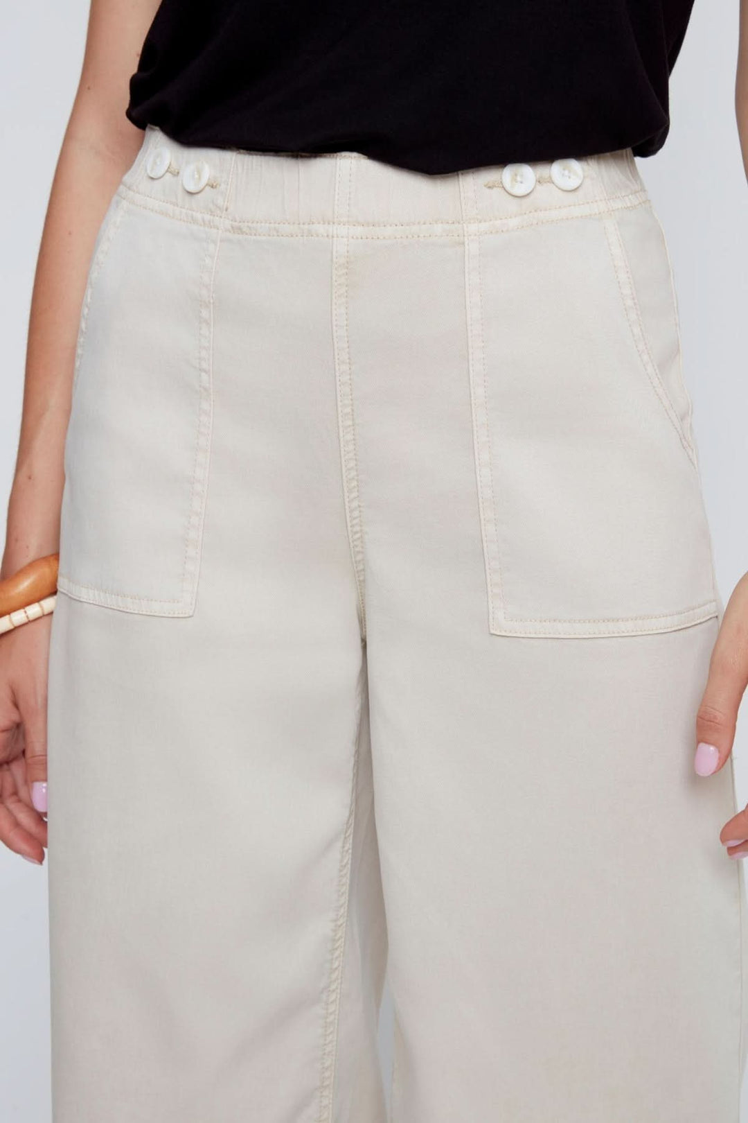 Wide-leg capri pants