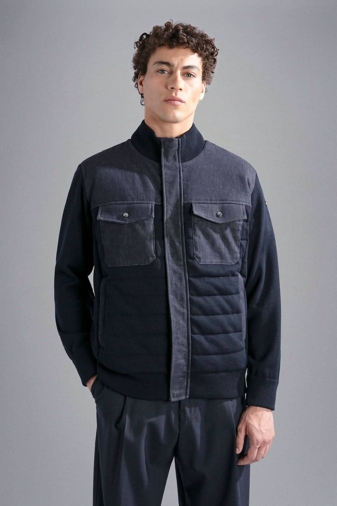 Veste d'extérieur Paul & Shark matelassée, style élégant et confortable, parfaite pour promenade ou sortie décontractée.