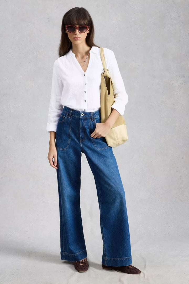 Front view of the cream crinkled button-front blouse White Stuff for women - Valérie Simon