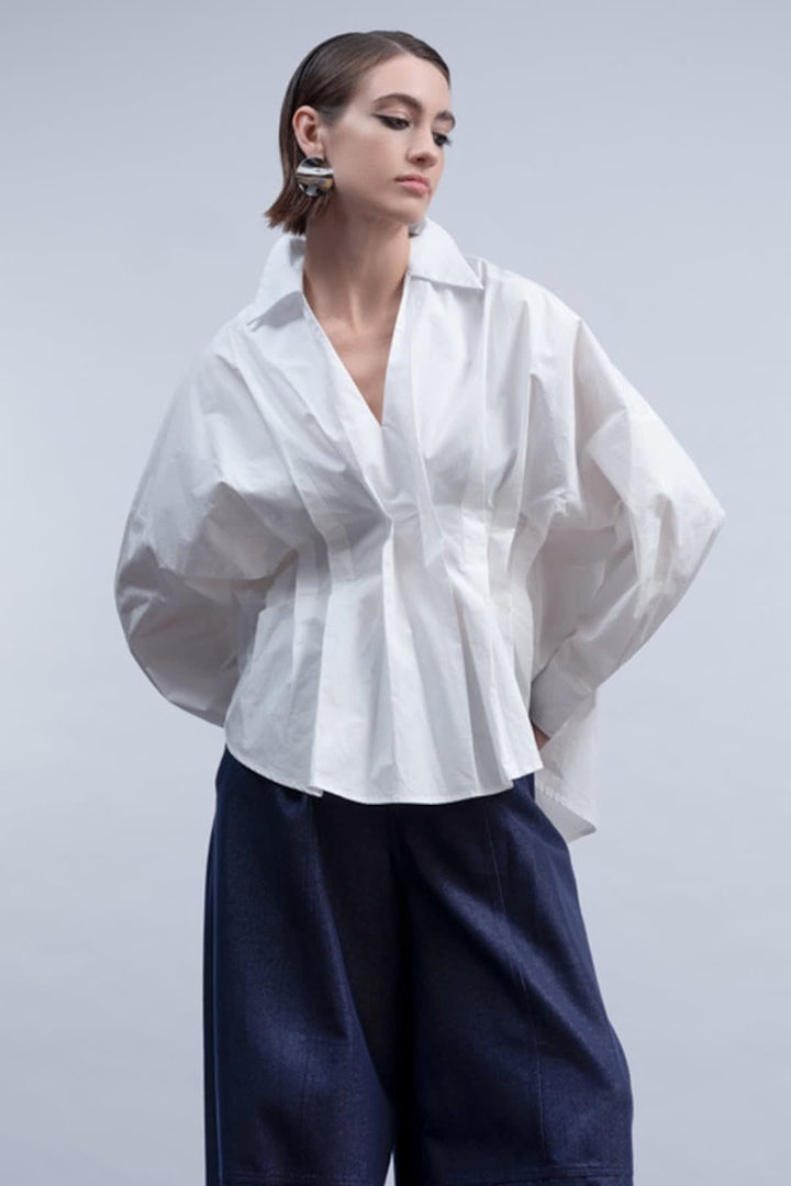 Front view of the Haako women&