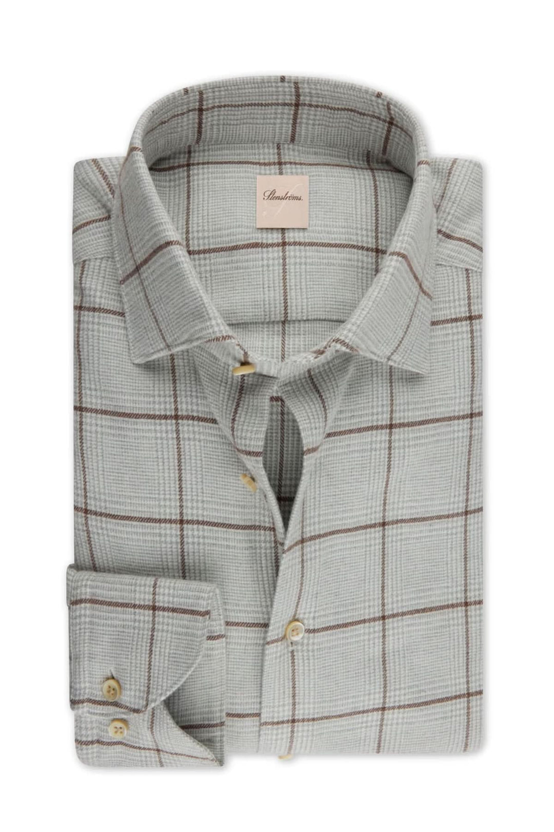 Chemise en flanelle grise à carreaux avec col cutaway modéré, boutons en nacre, élégante et confortable.