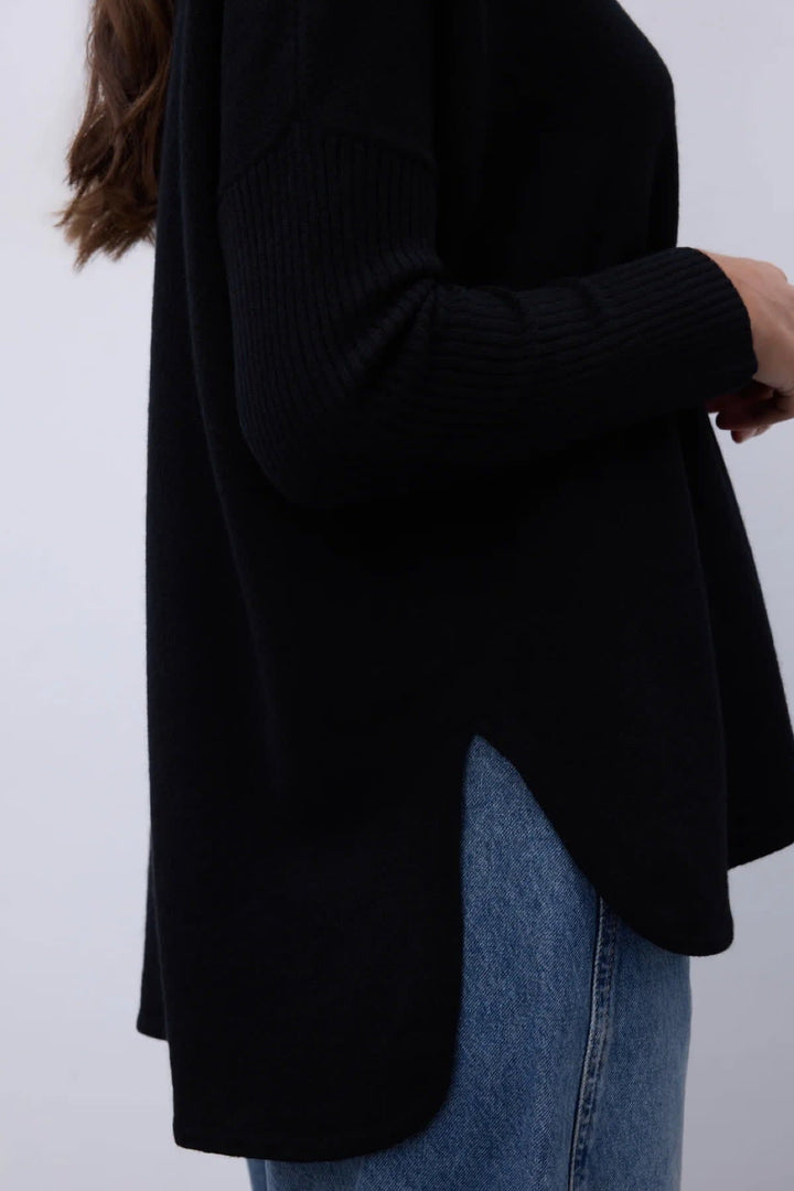 Front view of the women&
