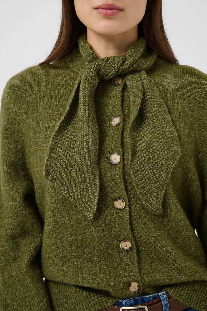 Vue de face cardigan avec foulard amovible Part Two pour femme beige - Valérie Simon