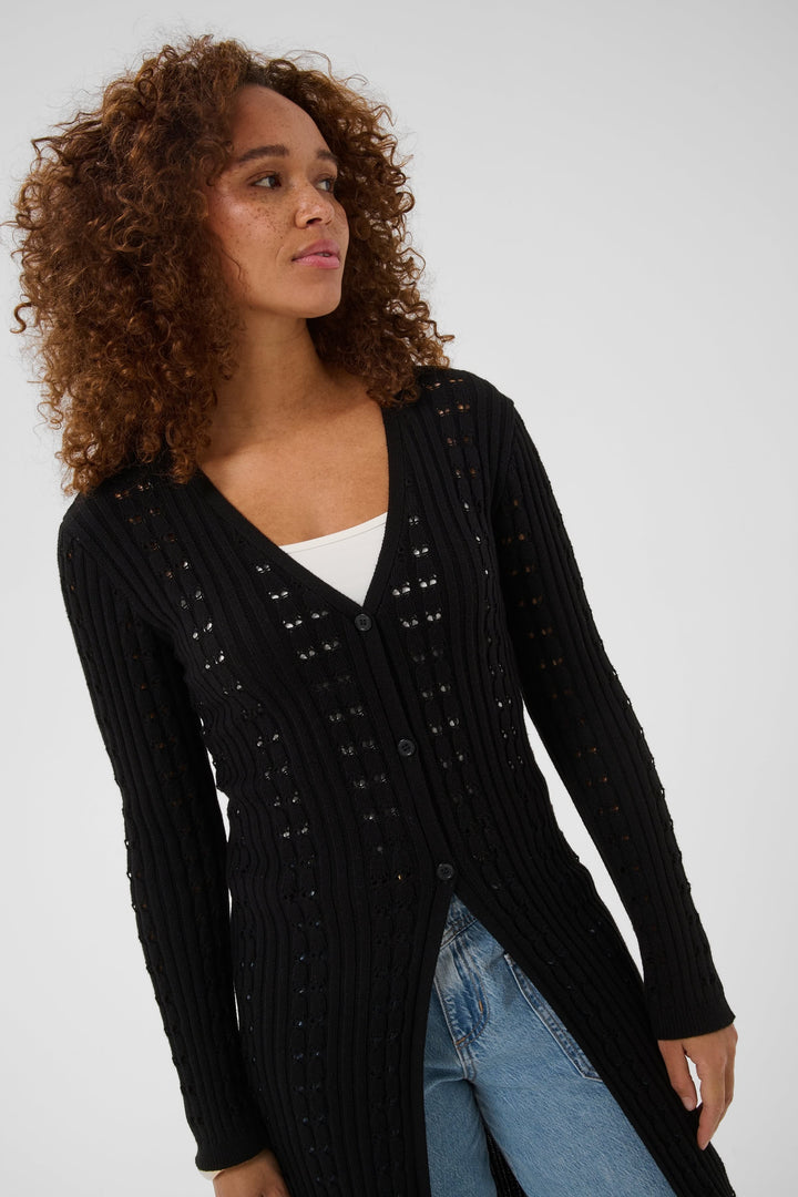 Front view of the Pinta Kaffe women&