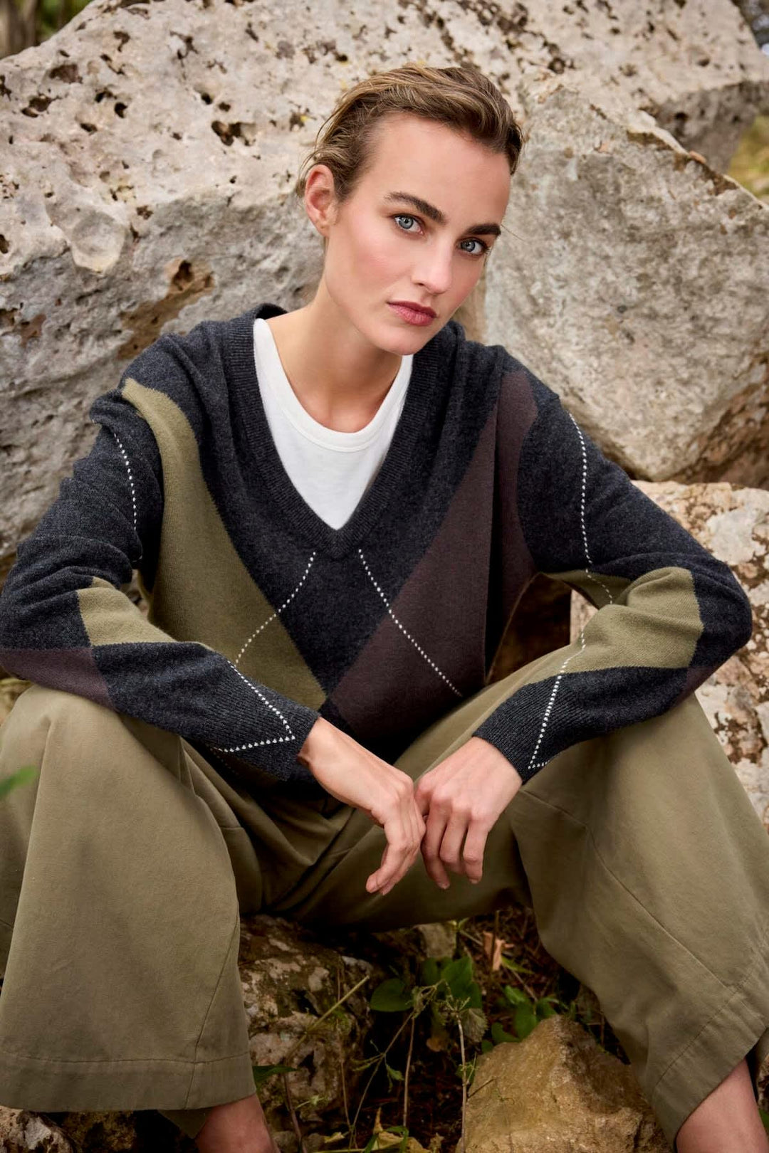 Detailed view of JC SOPHIE beige argyle sweater for women - Valérie Simon