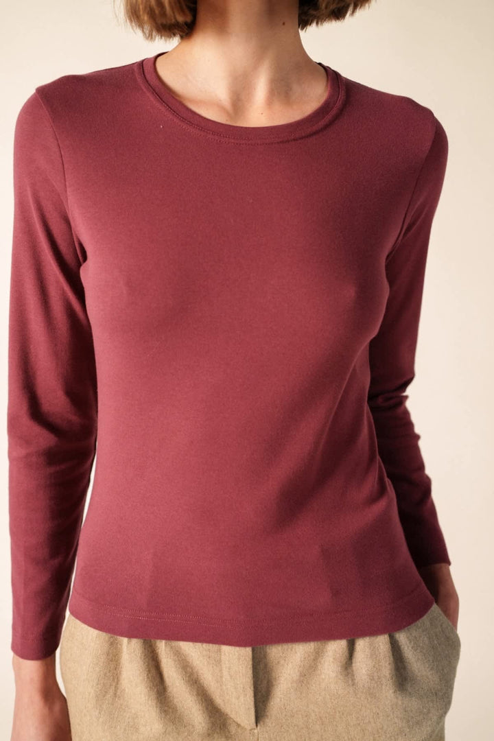 Front view of the CELINA U Saint James women&