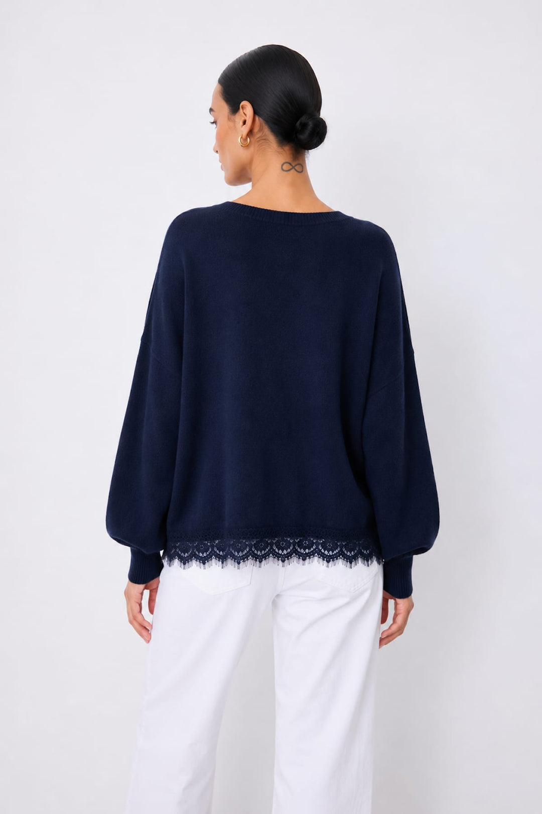 Front view of the women&