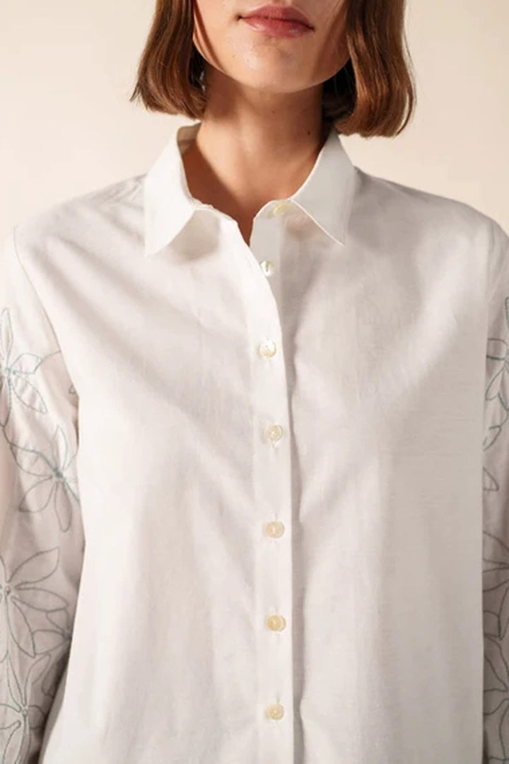 Front view of the white embroidered-sleeve shirt for women by Saint James