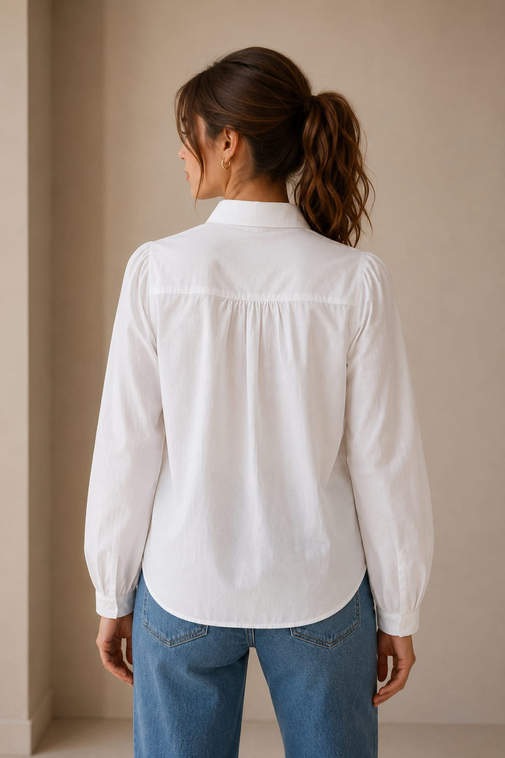 Front view of the JC SOPHIE puff-sleeve shirt for women in white - Valérie Simon