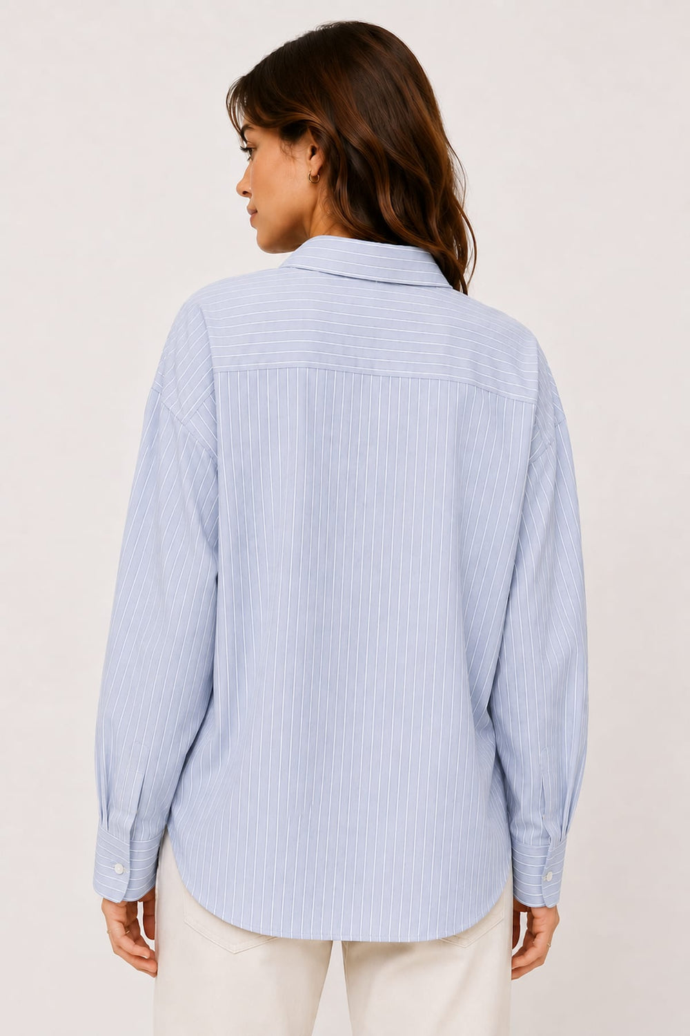 Side view of the JC SOPHIE loose fine-striped white-and-blue shirt for women - Valérie Simon