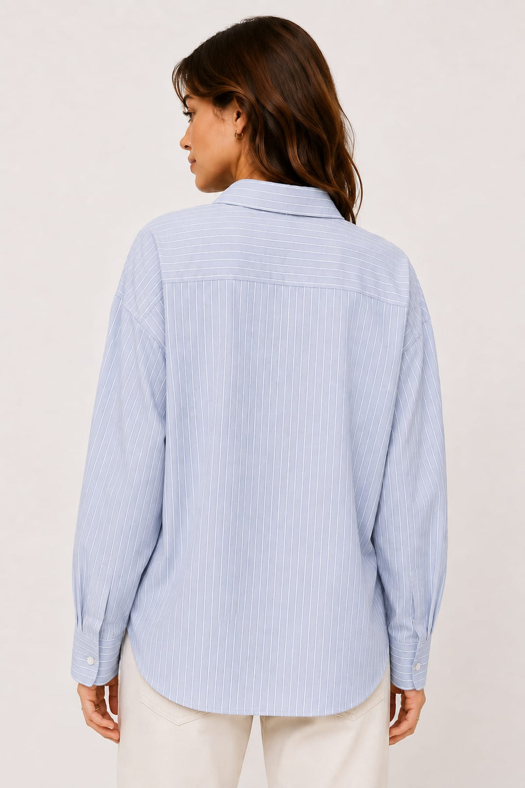 Side view of the JC SOPHIE loose fine-striped white-and-blue shirt for women - Valérie Simon
