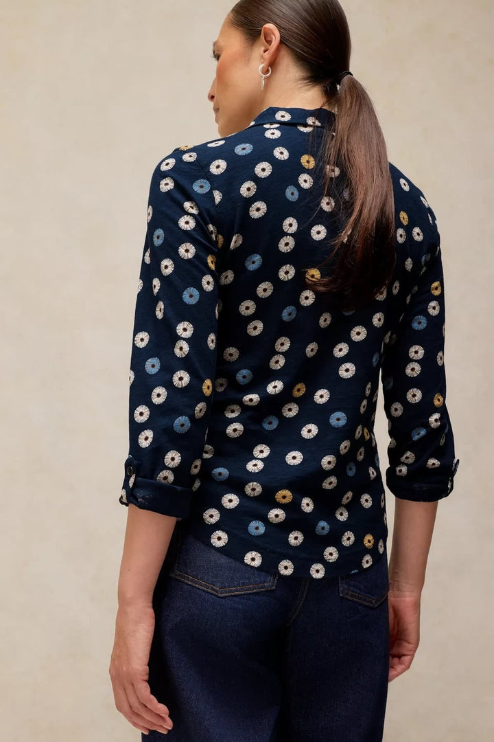 Front view of printed blouse White Stuff for women with multicoloured floral patterns - Valérie Simon