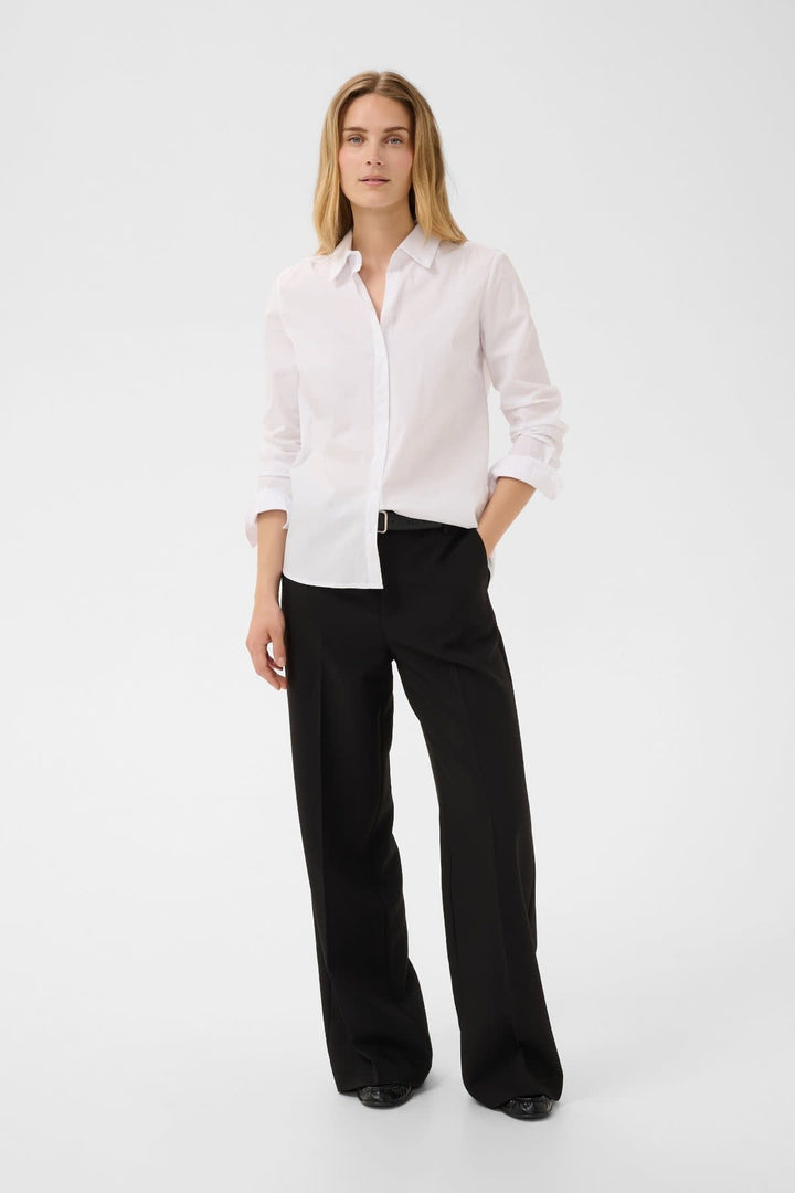 Vue de face chemise classique Nimini Part Two blanche à col pour femme - Valérie Simon