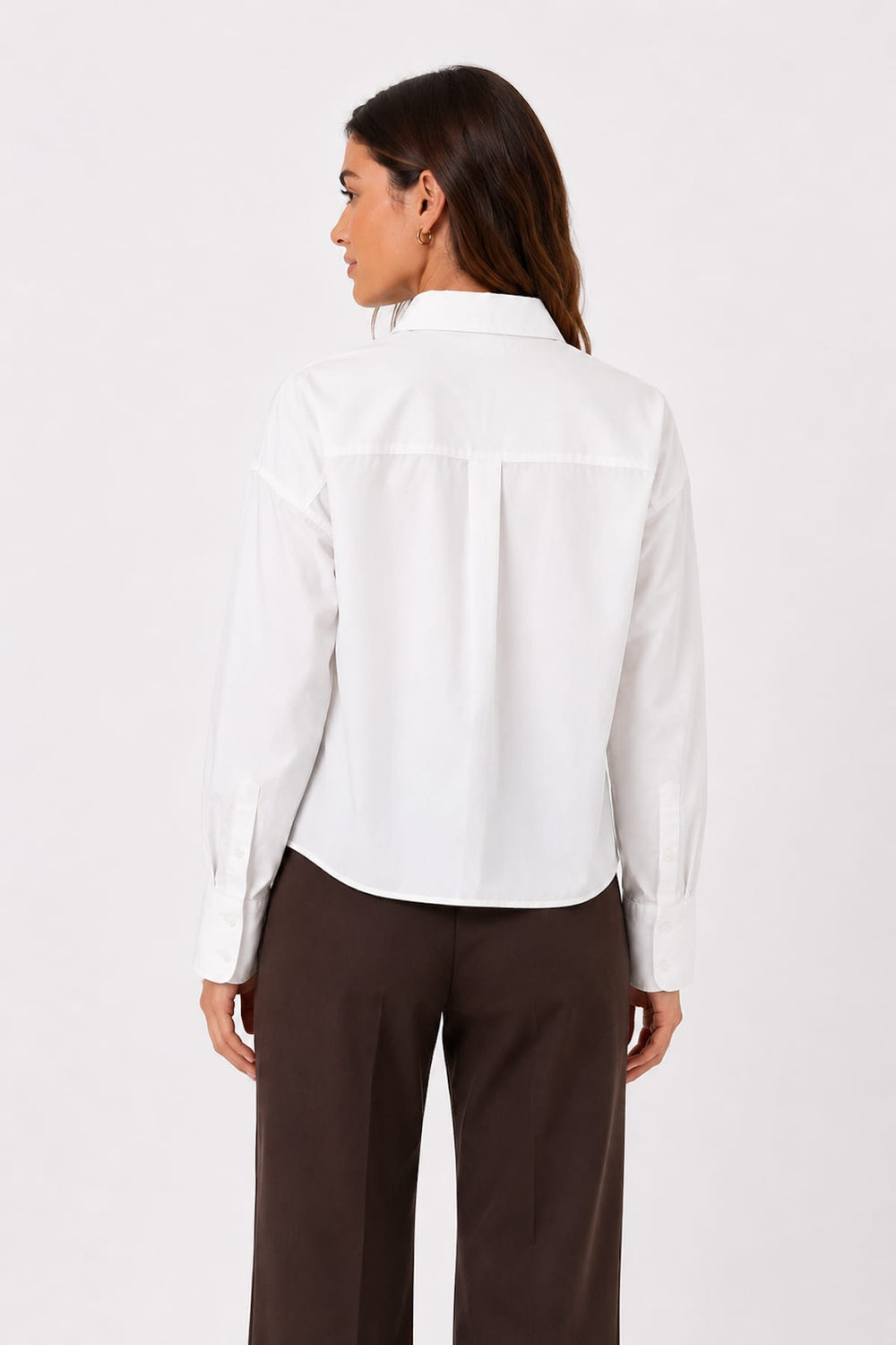 Front view of a flowing women's shirt Repeat Cashmere in beige with a classic collar - Valérie Simon