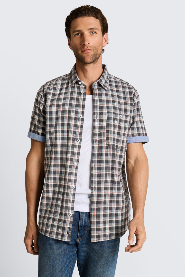 Vue de face chemise à carreaux Tom Tailor homme bleu et blanc manches courtes - Valérie Simon