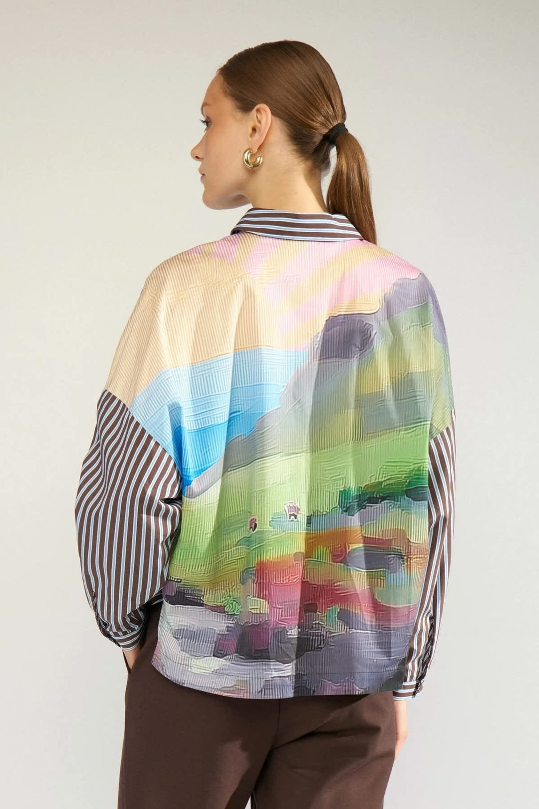 Back view of the women&